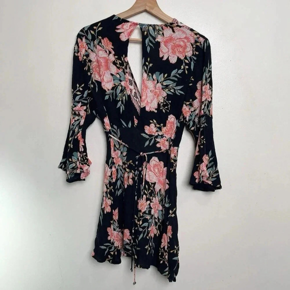 Billabong Womens Small Floral Wrap  Belted Mini Dress - Picture 11 of 11